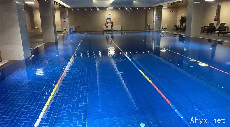 金陵酒店负一楼招聘前台保洁