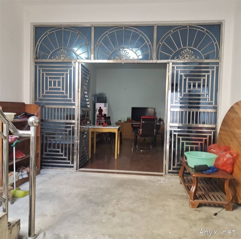 行政服务中心旁房子出租