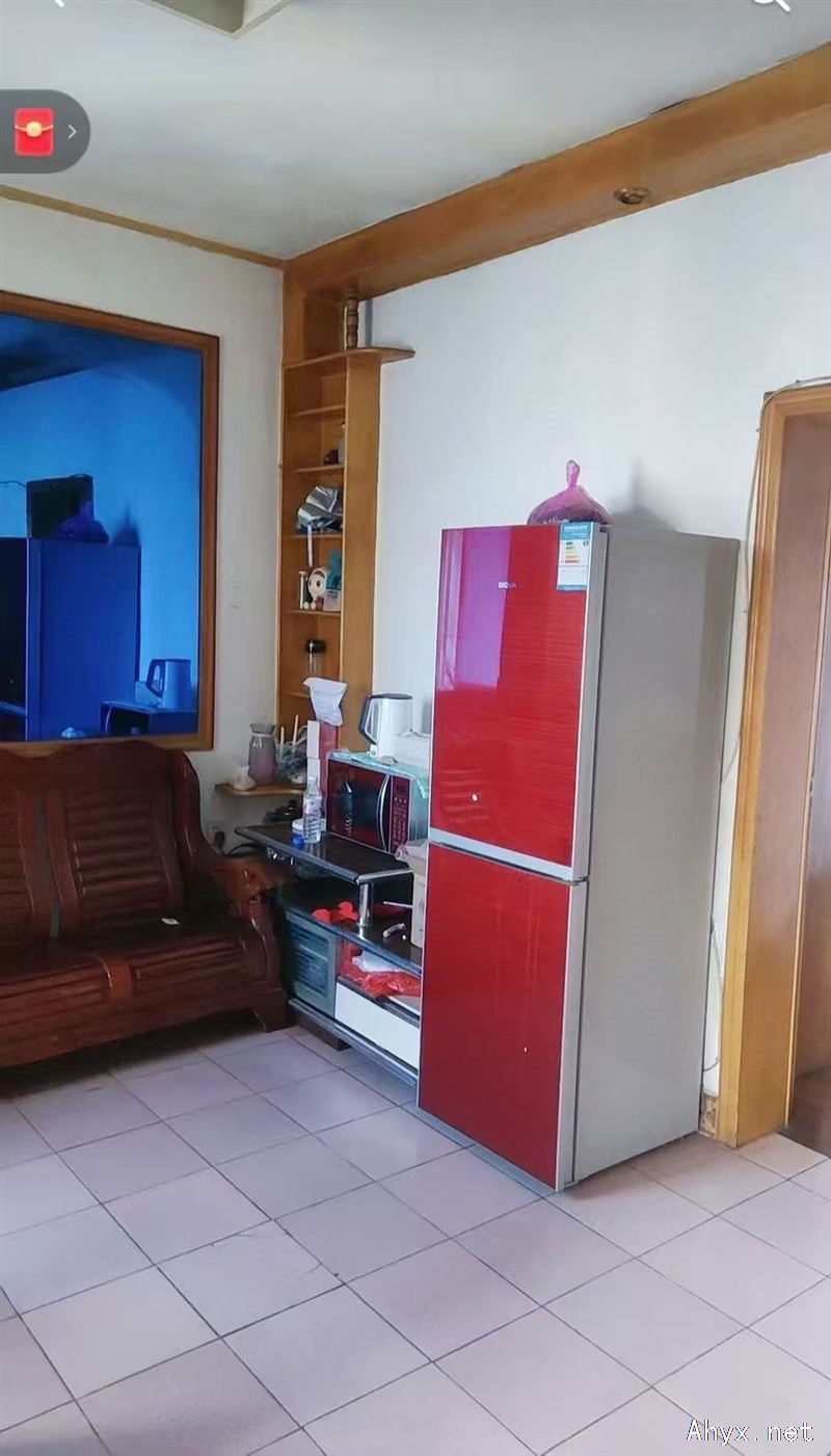 综治中心后套房出租