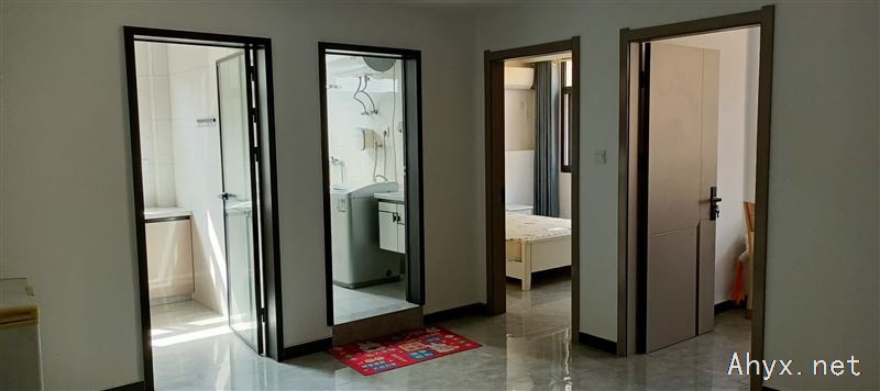 思源实验学校附近别墅和套房出租